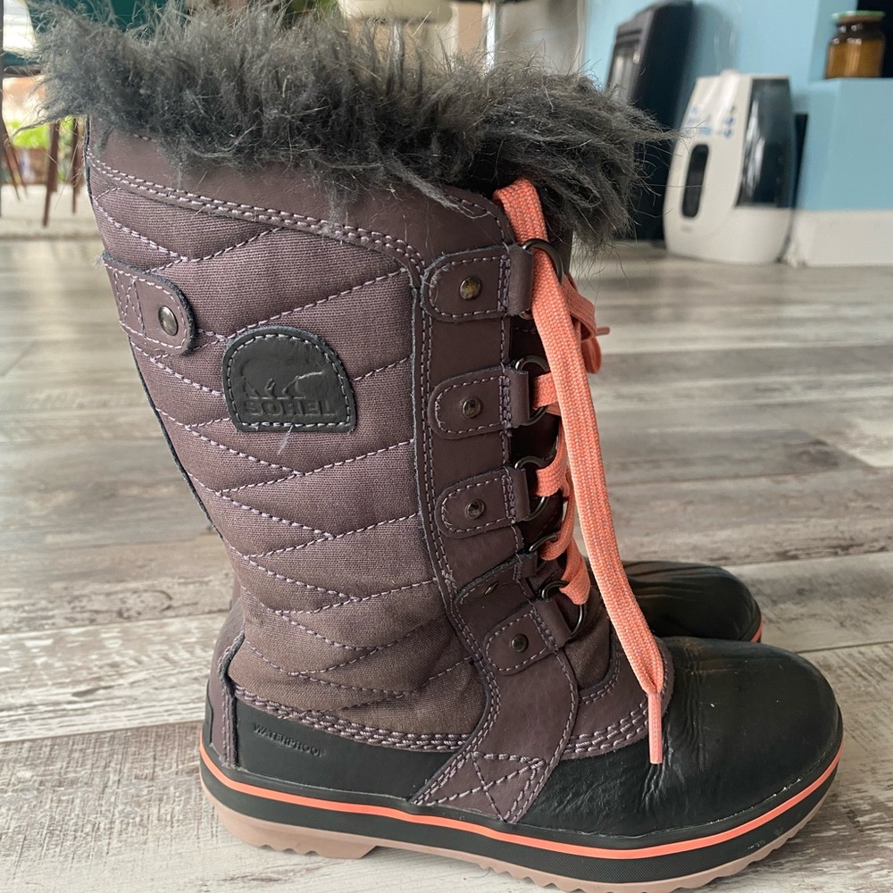 Sorel kids snow boots